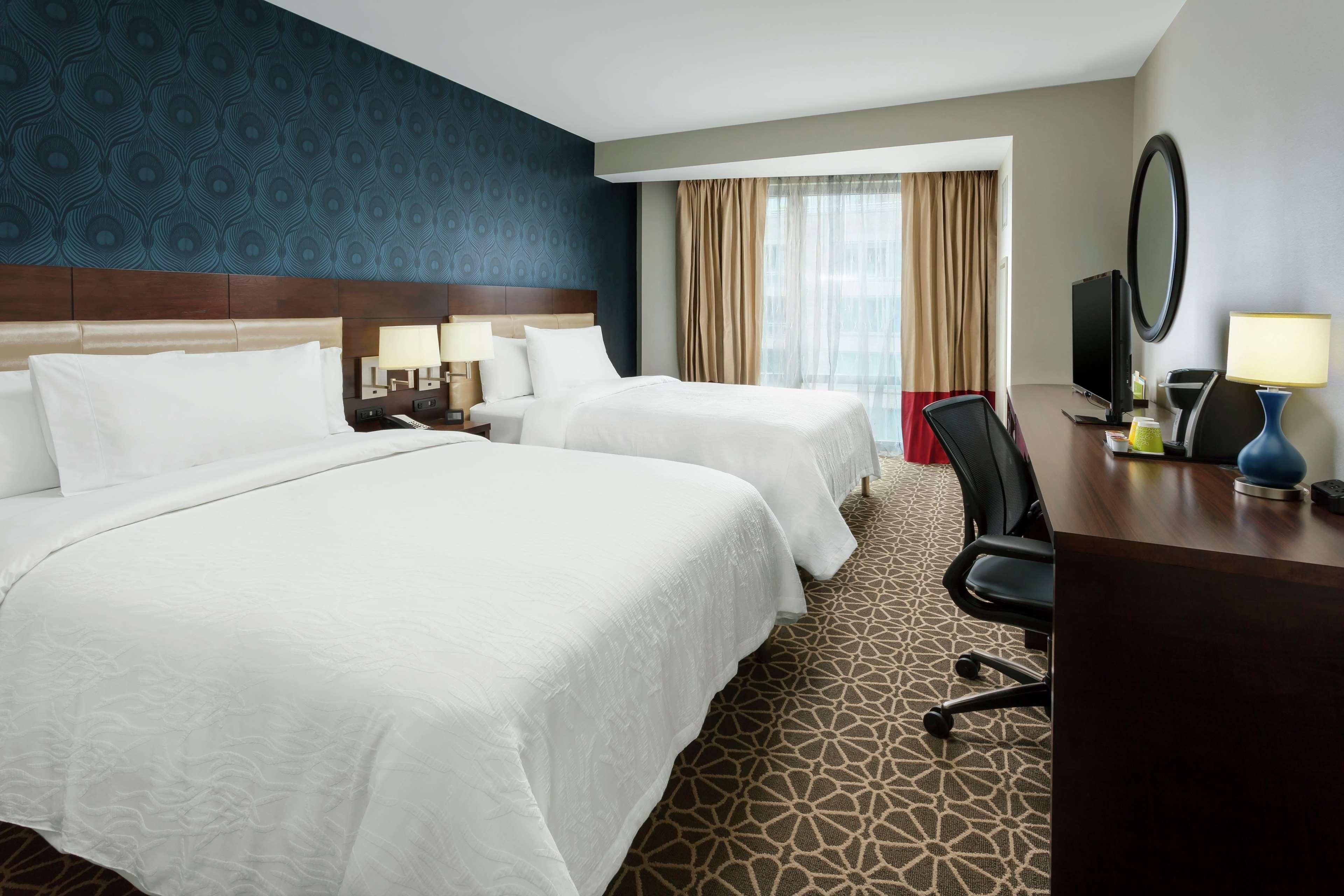 Hilton Garden Inn Washington Dc/Georgetown Area Exterior photo
