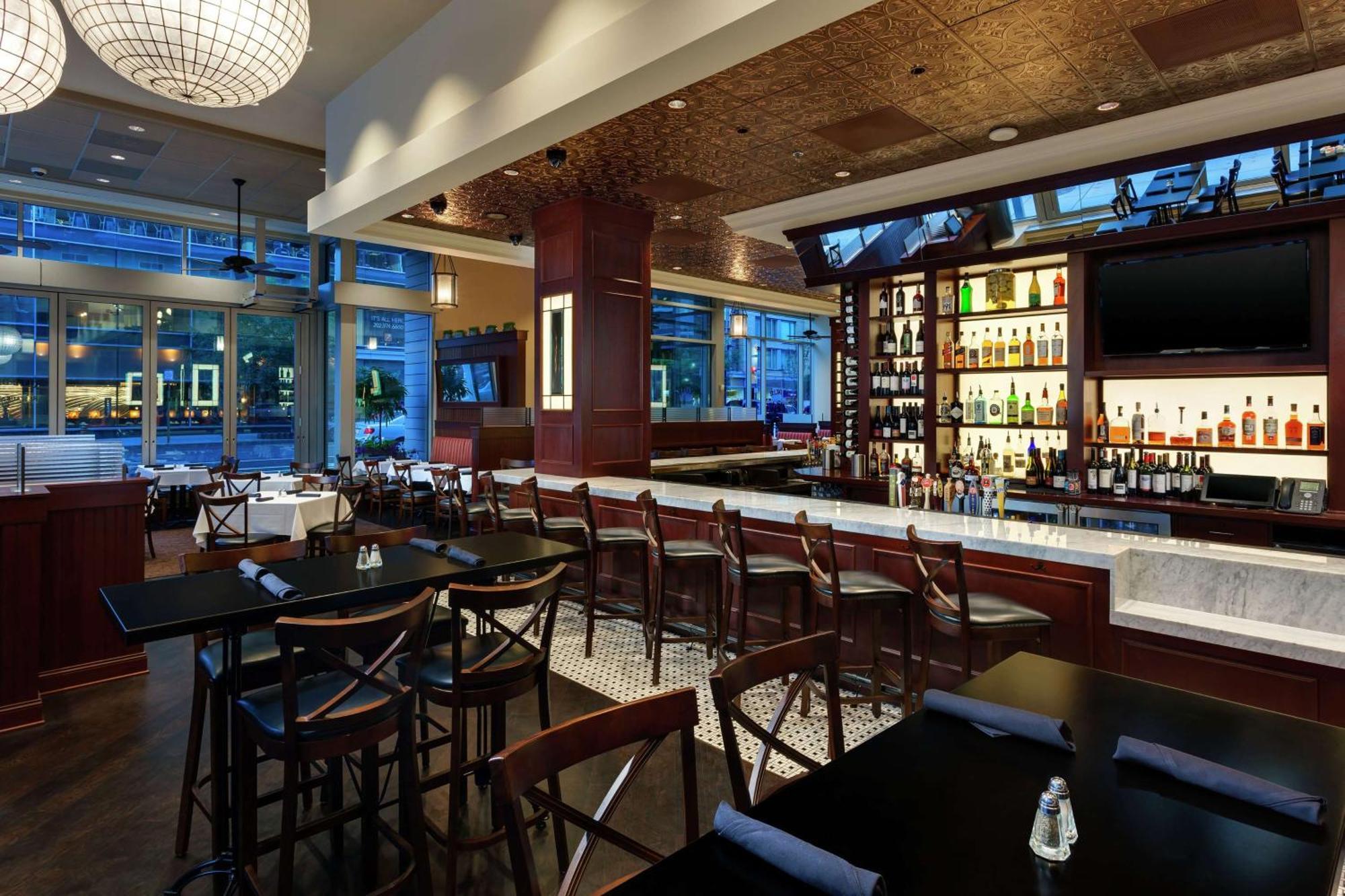 Hilton Garden Inn Washington Dc/Georgetown Area Exterior photo