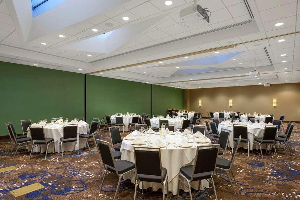 Hilton Garden Inn Washington Dc/Georgetown Area Facilities photo