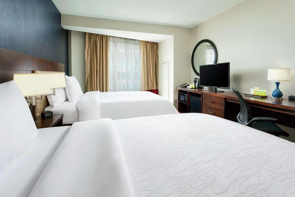 Hilton Garden Inn Washington Dc/Georgetown Area Room photo