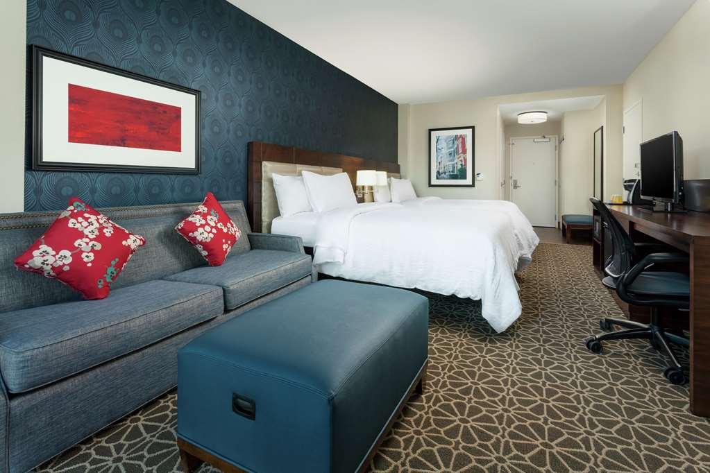 Hilton Garden Inn Washington Dc/Georgetown Area Room photo